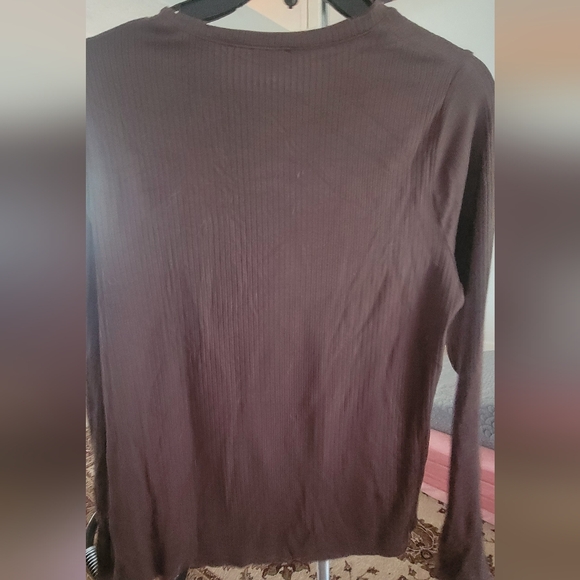 Splendid Brown Long Sleeve Tee Essential - Picture 2 of 3